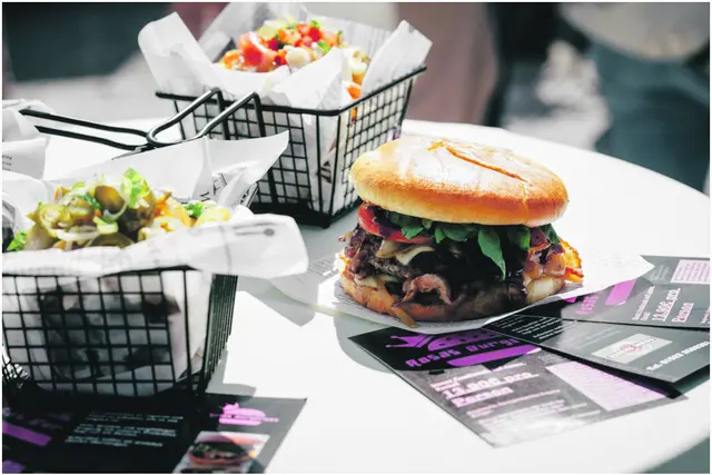 Leckeres Essen in großer Auswahl lockt am Wochenende in Lauf. | Foto: DomiKal Photography