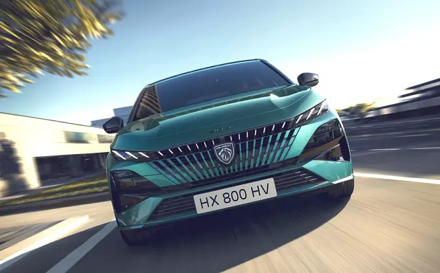 Peugeot E-308. | Foto: Peugeot via Autoren-Union Mobilität