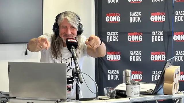 Billy Billmaier kann jetzt werktags ausschlafen, da seine „Billy Billmaier Show“ zukünftig sonntags zwischen 8 bis 12 Uhr gesendet werden soll.
 | Foto: Funkhaus Nürnberg