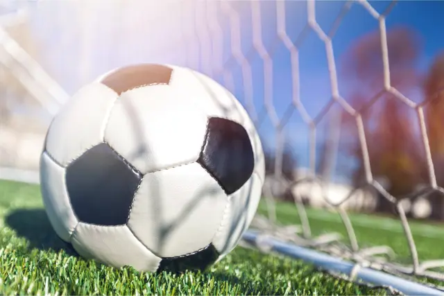 Am Freitag ist ein Top-Fußball-Event zu Gast in Schwabach. | Foto: BillionPhotos.com-stock.adobe.com (Symbolbild)