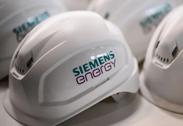 Der Münchner Energietechnikkonzern Siemens Energy schafft in seinem Transformatorenwerk in Nürnberg 350 neue Arbeitsplätze. (Archivbild) | Foto: Britta Pedersen/dpa