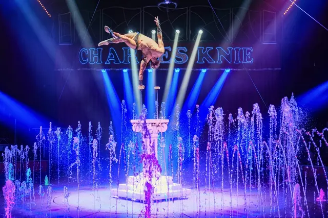 Foto: Zirkus CHARLES KNIE. Vom 15. bis 26. Oktober auf dem Volksfestplatz am Dutzendteich.
