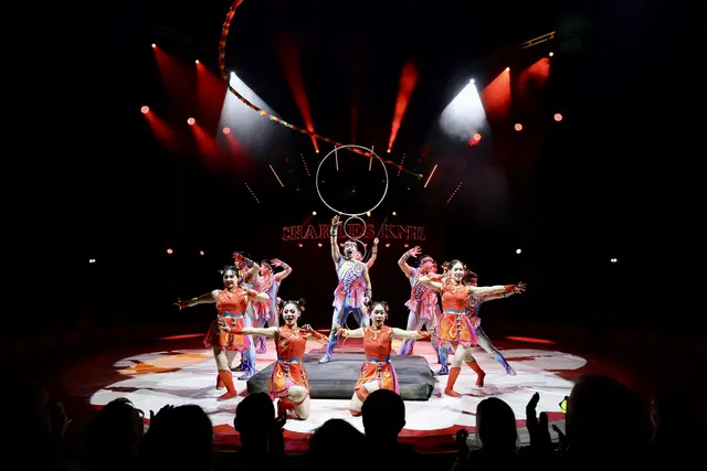 Foto: Zirkus CHARLES KNIE. Vom 15. bis 26. Oktober auf dem Volksfestplatz am Dutzendteich.