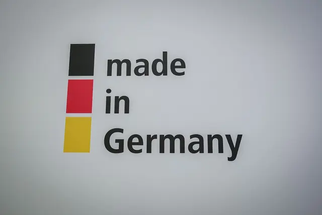 Das Herkunftssiegel «Made in Germany» ist international angesehen (Archivbild). | Foto: Kay Nietfeld/dpa