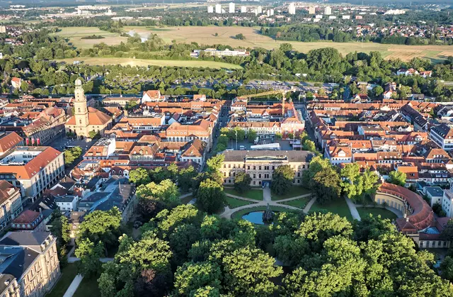 Blick auf die Hugenottenstadt Erlangen. | Foto: © ETM / Florian Trykowski