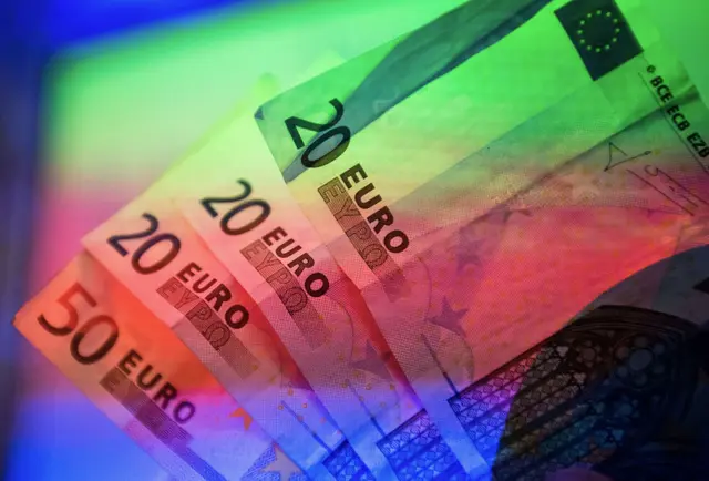 (Symbolbild) | Foto: © Frank Rumpenhorst/dpa/dpa-tmn