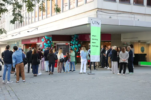 Zur Zeit versucht die Stadt das ehemalige Galeria Kaufhof Gebäude nach Leerstand wiederzubeleben. Neben dem Wöhrl Outlet, Ikea und der UTN, eröffnet aktuell (ab 15. Oktober) der Nürnberger Tessloff Verlag einen „Was-ist-was“-Pop-up-Store im ehemaligen Kaufhof. | Foto: Jürgen Friedrich