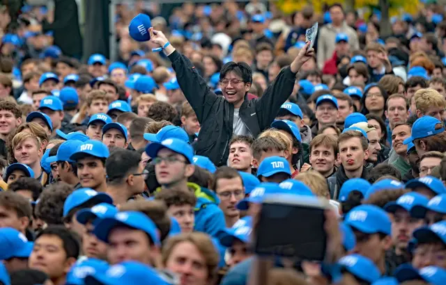 Trotz der Umstellung bei der Abitur-Dauer sind Bayerns Universitäten und Hochschulen auch im Wintersemester 2025/26 sehr gut besucht. (Illustration) | Foto: Malin Wunderlich/dpa