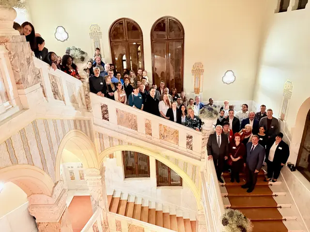 137 Personen wurden im zurückliegenden Jahr im Landkreis Fürth eingebürgert. Im Schloss Stein wurde dieser bedeutende Schritt der Neubürgerinnen und Neubürger gewürdigt.