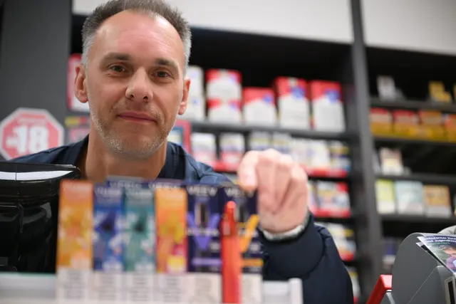 Aus fr Einweg-E-Zigaretten?: Fluch fr Gesundheit und Umwelt? - Die Luft  fr Vapes wird dnner - Bayern