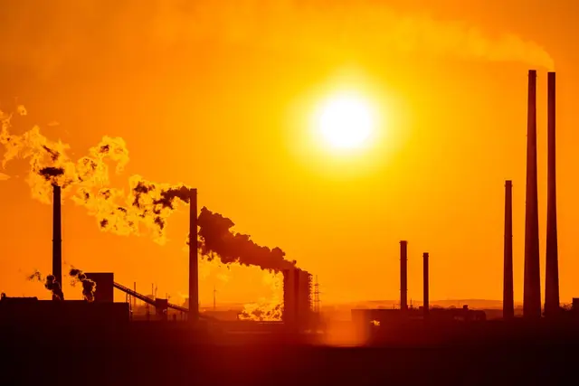 Die deutsche Industrie sieht mit Sorge auf ihre Wettbewerbsfähigkeit.  | Foto: Marcel Kusch/dpa (Archivbild)