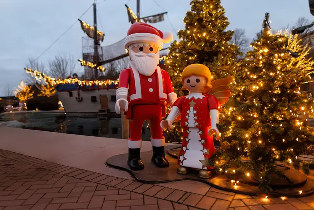 Großer Winterzauber im PLAYMOBIL Fun Park. Vom 29. November bis 22. Februar 2026 gibt es jetzt noch mehr zu entdecken! | Foto: PLAYMOBIL FunPark