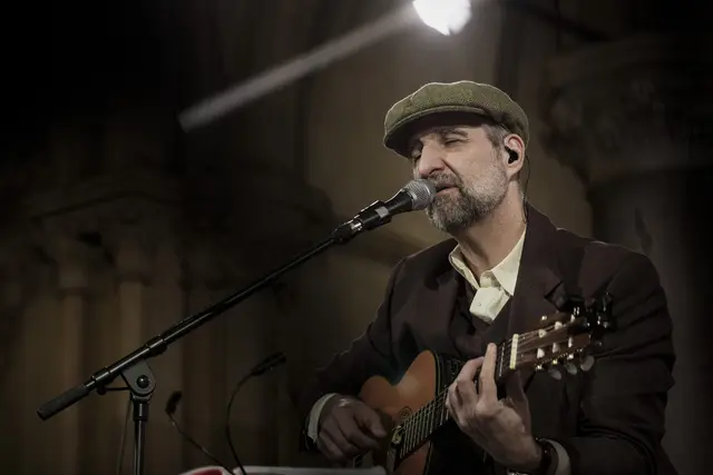 Rolf Ableiter auf musikalischer Spurensuche bei Leonard Cohen. | Foto: Max Niemann