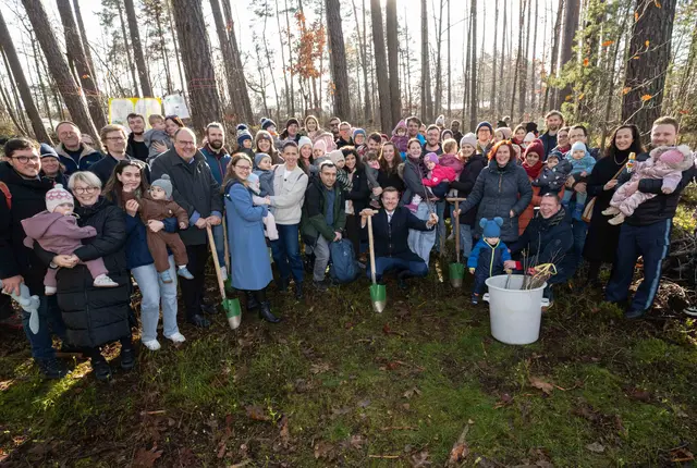 Aktion "Pro Baby Ein Baum". | Foto: Stadt Nürnberg/Christine Dierenbach