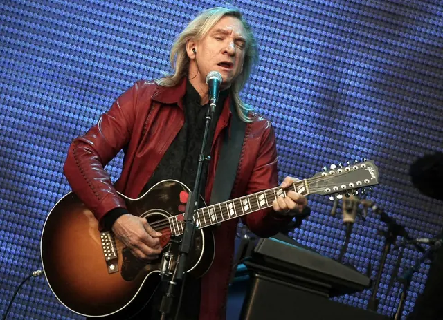 Mit den Eagles steht Joe Walsh auch im kommenden Jahr wieder auf der Bühne. | Foto: © picture alliance / dpa (Archivbild)