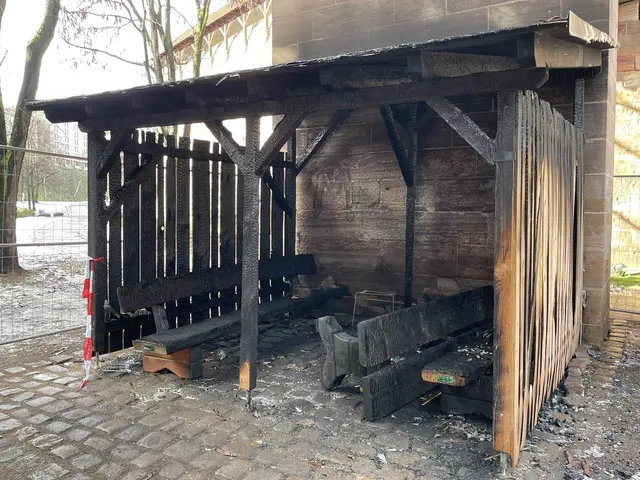 In der Silvesternacht geriet der Obdachlosenunterstand in der Nähe der Königstorpassage unterhalb der Brücke zum Handwerkerhof in Brand. | Foto: Stadt Nürnberg