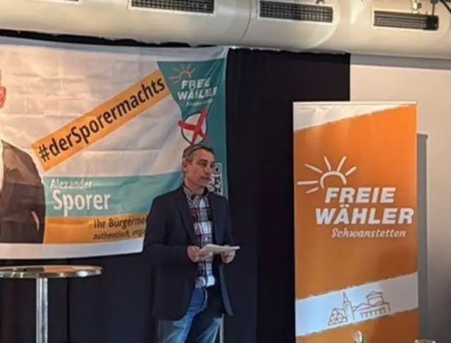 FW-Bürgermeisterkandidat Alexander Sporer stellte sich vor. | Foto: FW Schwanstetten