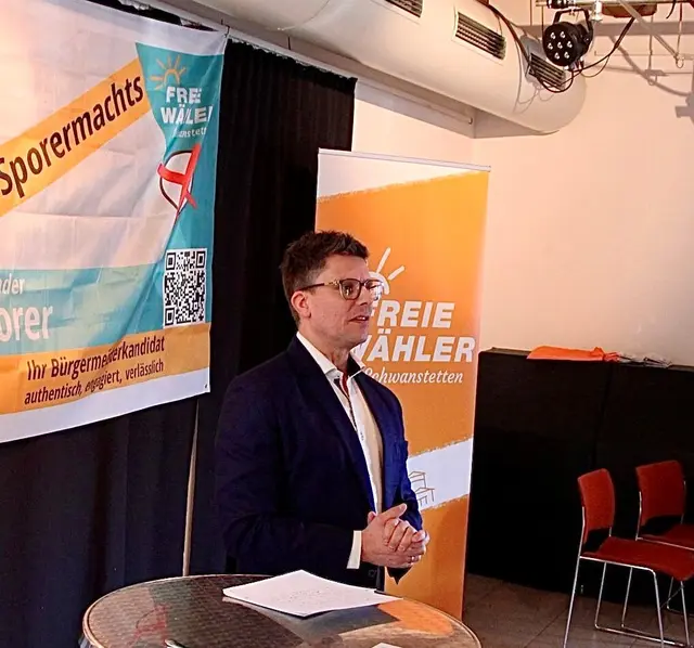 Steve Beier bei seiner Rede. | Foto: FW Schwanstetten
