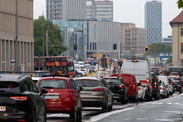 In Berlin war die Staubelastung vergangenes Jahr am höchsten.  | Foto: Soeren Stache/dpa/ZB (Archivbild)