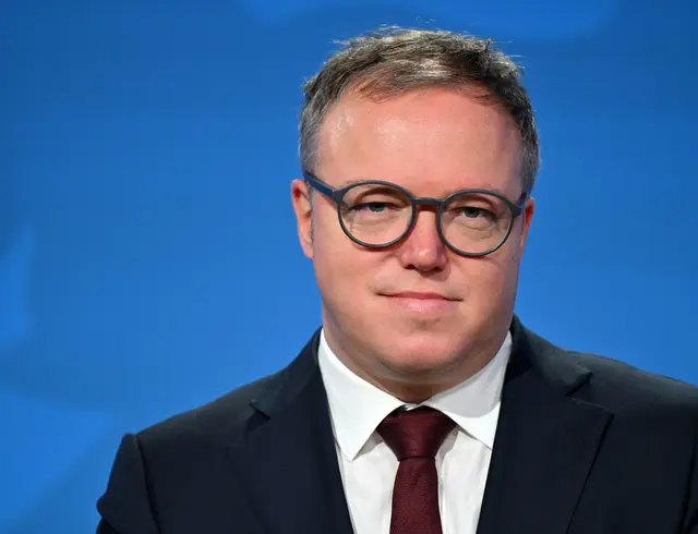 Voigt reagierte mit Unverständnis auf die Aberkennung seines Doktorgrades. | Foto: Martin Schutt/dpa