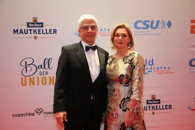 IHK-Präsident Dr. Armin Zitzmann mit Ehefrau Gabriele Degelmann. | Foto: Jürgen Friedrich / Peter Budig