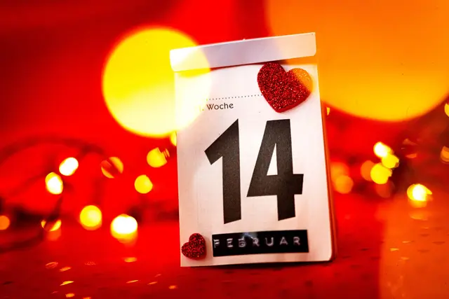 Am 14. Februar ist es wieder so weit: der Valentinstag. | Foto: Sina Schuldt/dpa