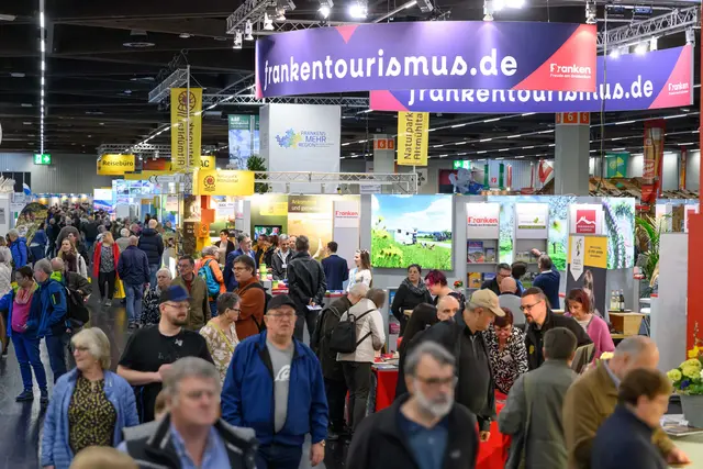 Vom 4. bis 8. März 2026 lädt die Messe Nürnberg dazu ein, den Frühling einzuläuten und sich in sechs Hallen einen umfassenden Überblick über neue Trends rund um Reisen, Garten, Sport und mobiles Leben zu verschaffen. | Foto: Timm Schamberger