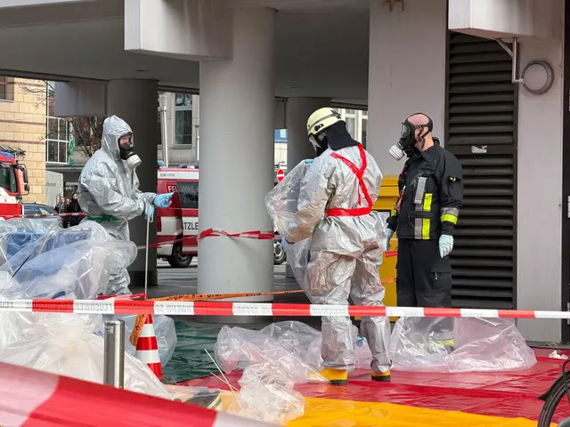 Der Drohbrief sorgte für einen größeren Feuerwehr-Einsatz bei Verdi in Nürnberg. | Foto: Sven Grundmann/NEWS5/dpa