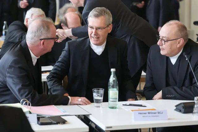 Der Hildesheimer Bischof Heiner Wilmer ist zum Vorsitzenden der Deutschen Bischofskonferenz gewählt worden. | Foto: Daniel Löb/dpa