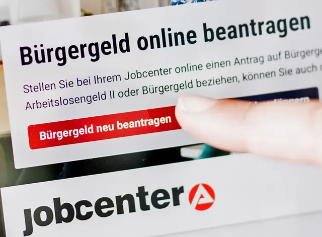 Entscheidung über Bürgergeld: Im Bundestag wird über Reformpläne abgestimmt.  | Foto: Carsten Koall/dpa (Symbolbild)