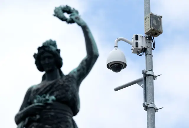 Videoüberwachung ist schon lange Alltag in Bayern – die Zahl der Kameras ist deutlich gestiegen in den vergangenen Jahren. (Symbolbild) | Foto: Sven Hoppe/dpa