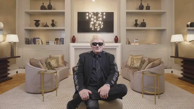 Eine vierteilige Doku «Heino – Karamba, Karacho, Kult!» zeigt den Sänger zu Hause, auf der Bühne und im oft gemütlichen Alltag. | Foto: RTL/dpa