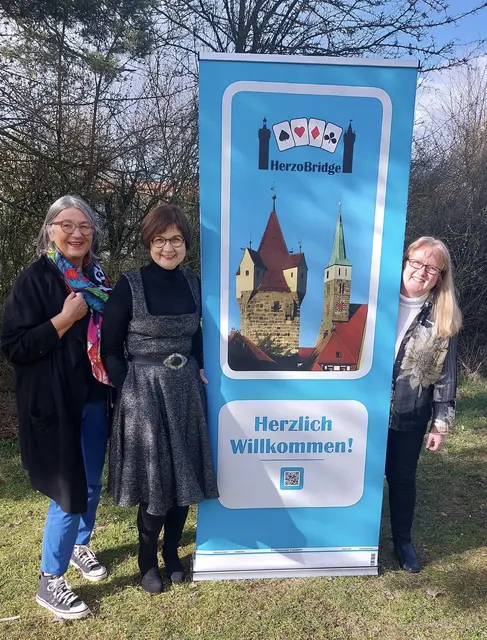 HerzoBridge - vlnr Anna-Cornelia Scharboch, Susanne Moczadlo, Beatrix Engelke