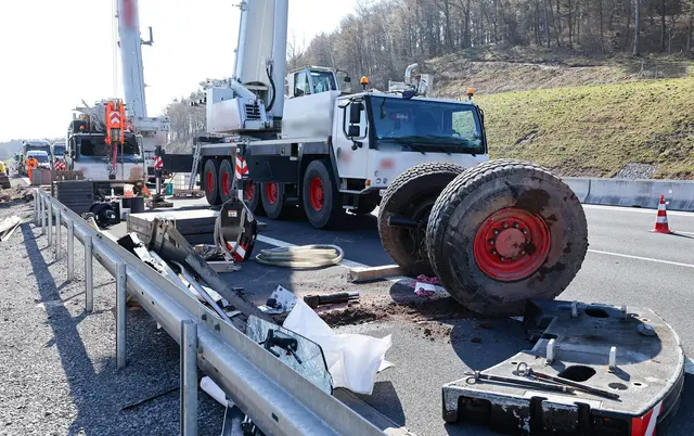 Der Schaden geht in die Hunderttausende. | Foto: Daniel Löb/dpa