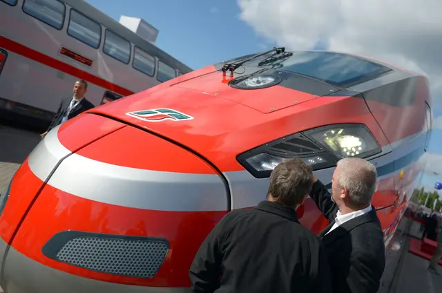 2014 war ein Frecciarossa 1000 in Berlin zu Gast - für eine Messe.  | Foto: picture alliance / dpa