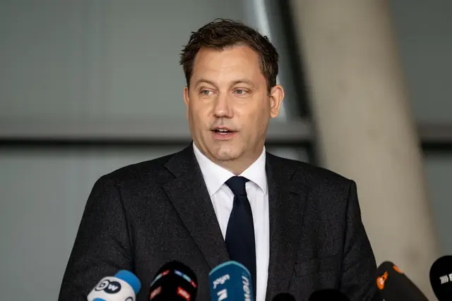 Finanzminister Klingbeil will die Regeln zur Selbstanzeige verschärfen. | Foto: Fabian Sommer/dpa