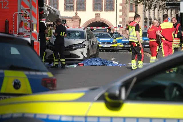 In Leipzig ist ein Auto in mehrere Menschen gefahren. | Foto: Sebastian Willnow/dpa