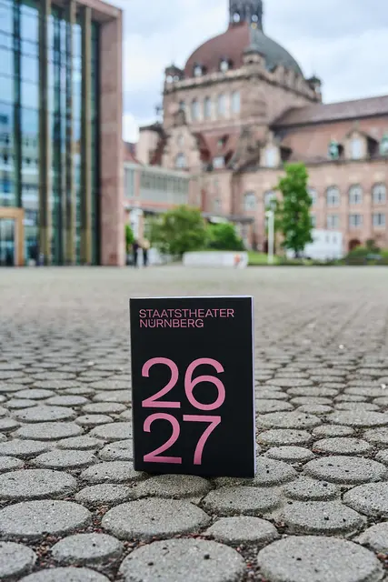 Vorverkaufsstart für die Spielzeit 2026/27: 1. Juli 2026.  | Foto: Emma Müller/Staatstheater Nürnberg