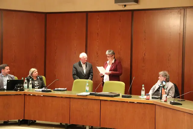 Birgit Huber dankte allen Beteiligten der politischen Zusammenarbeit für "unser Miteinander, für den politischen Disput und die Kompromisse". | Foto: Stadt Oberasbach