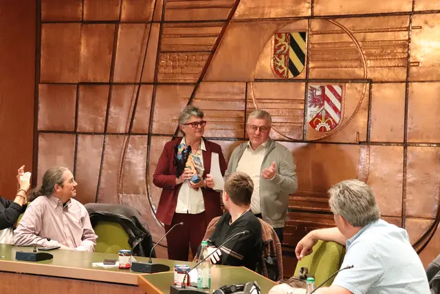 Thomas Peter war in seinen beiden Amtszeiten u.a. im Bauausschuss vertreten und brachte dort, aber auch im gesamten Gremium die Sicht der Landwirte ein. | Foto: Stadt Oberasbach