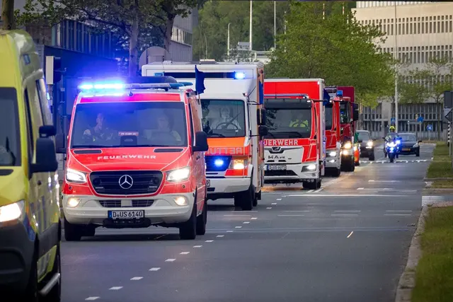 Eine Kontaktperson wurde nach Düsseldorf ins Uniklinikum gebracht. | Foto: Persbureau Heitink/dpa