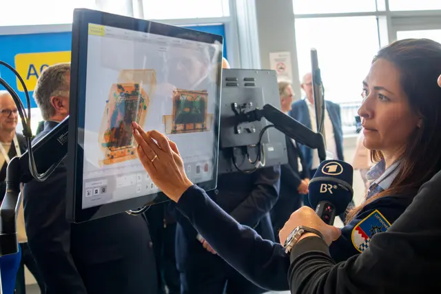 Modernste Technik sorgt für eine effizientere Sicherheitskontrolle und damit für einen reibungslosen Start in den Urlaub.  | Foto: Simon Rein / Airport Nürnberg