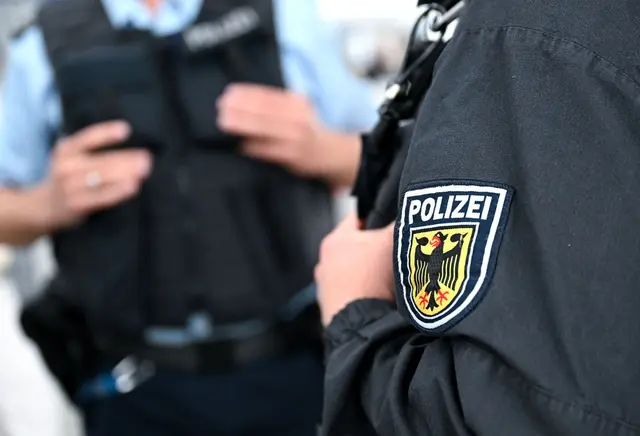 Die Bundespolizei sieht sich gut gerüstet für den Katholikentag in Würzburg. | Foto: Sven Hoppe/dpa (Symbolbild)