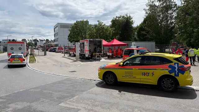 Einsatz der Nürnberger  Hilfsorganisationen bei dem Chemieunfall in Schafhof.  | Foto: Sanitätseinsatzleitung / Nürnberger Hilfsorganisationen