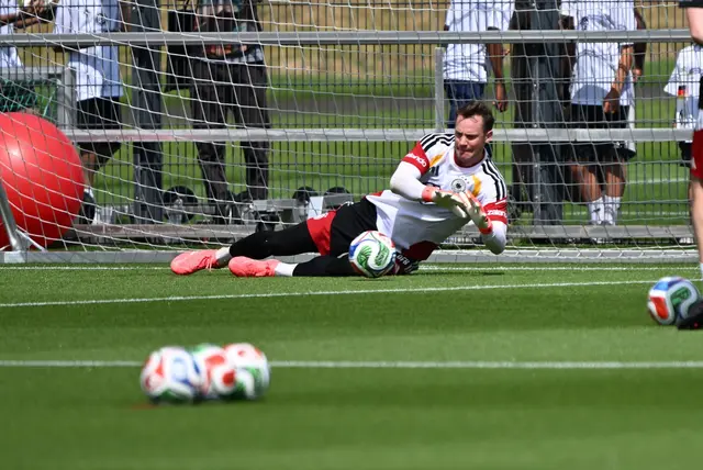 Die linke Problem-Wade hält: Manuel Neuer hält wieder erste Bälle im Training. | Foto: Federico Gambarini/dpa