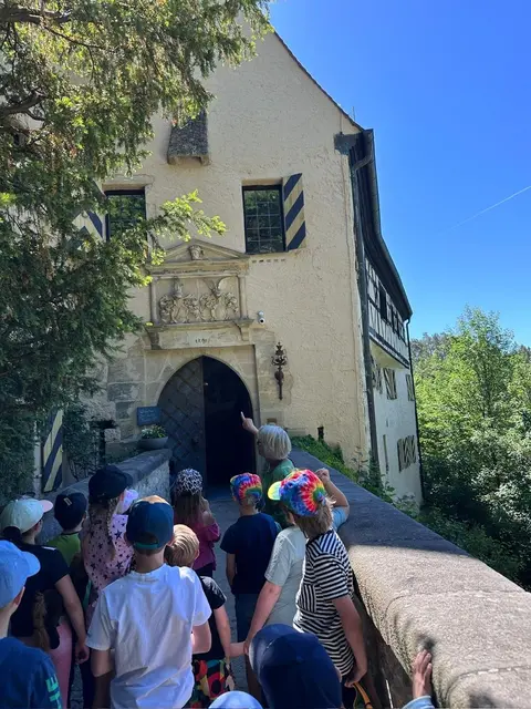 Familienführung | Foto: mit Erlaubnis Burg Rabenstein