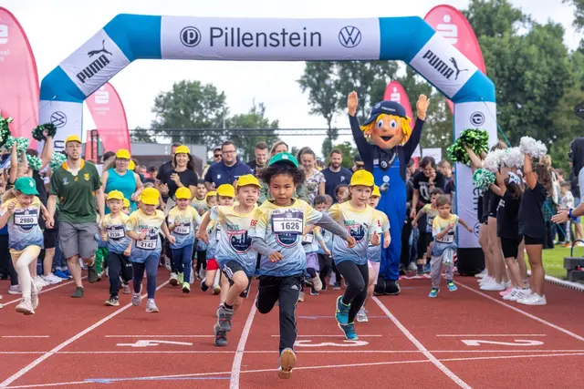 Bestmarken  beim Sparkassen Metropolmarathon:
11.500 Teilnehmer feierten ein großes Lauffest in Fürth und Nürnberg. | Foto: Sparkassen Metropolmarathon