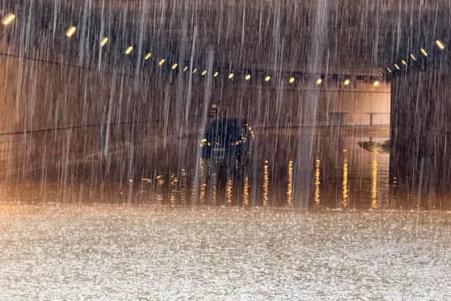 Das Wetter trifft viele Menschen auf dem falschen Fuß. (Archivbild) | Foto: Ferdinand Merzbach/NEWS5/dpa