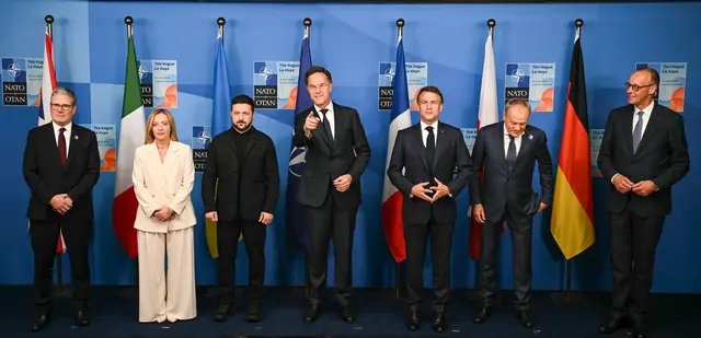 Ein E5-Treffen auf Spitzenebene gab es zuletzt 2025 - damals mit dem ukrainischen Präsidenten Selenskyj. (Archivbild) | Foto:  Ben Stansall/Pool AFP/AP/dpa
