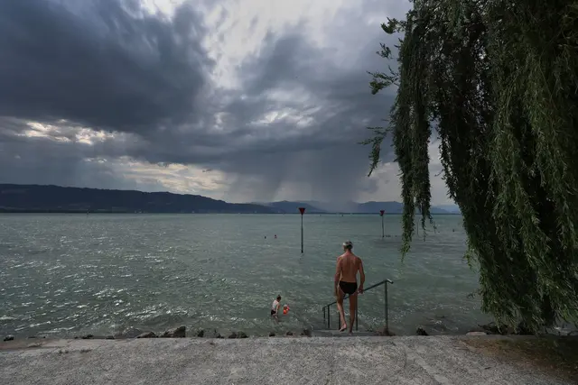 Sommerliche Hitze trifft vor allem im Süden Bayerns in den kommenden Tagen auf eine wachsende Gefahr von Unwettern. Auch im Norden des Freistaates kann es aber örtlich zu Unwettern kommen. (Archivbild vom Sonntag) | Foto: Karl-Josef Hildenbrand/dpa